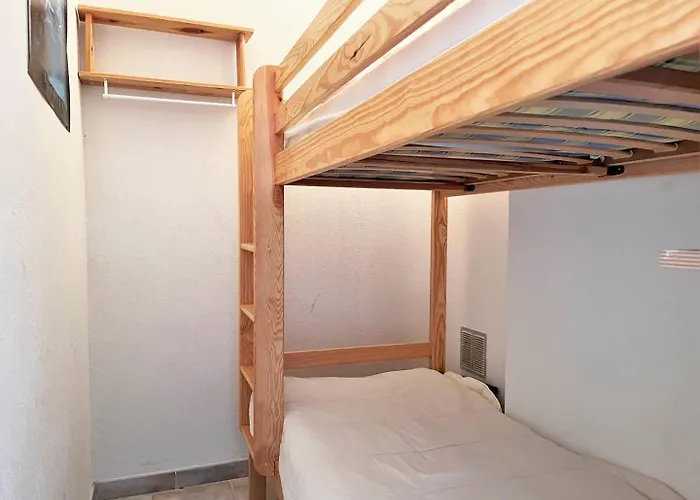 Apartment Lv280-f116 4 Couchages Le Lavandou