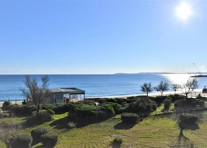 Apartment Lv280-f116 4 Couchages Le Lavandou